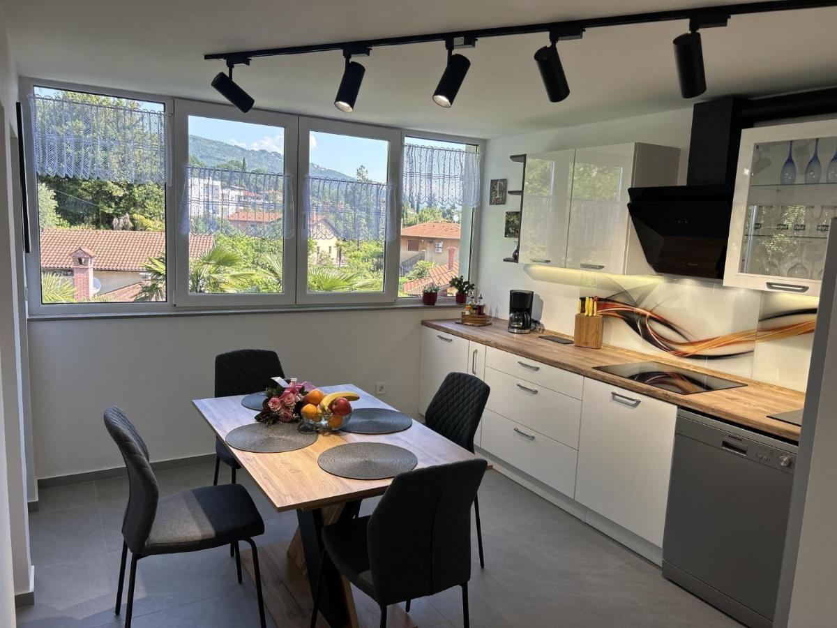 Apartment Toni Lovran Εξωτερικό φωτογραφία