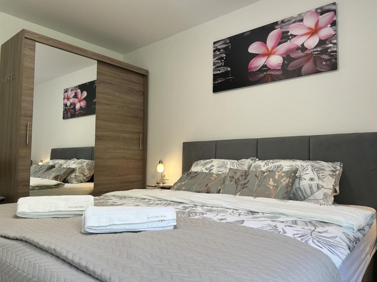 Apartment Toni Lovran Εξωτερικό φωτογραφία
