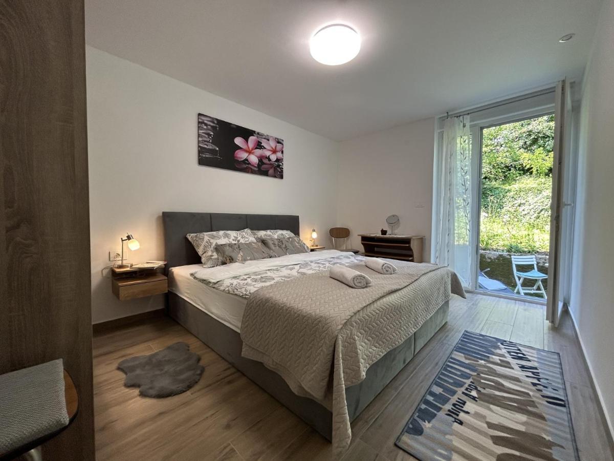 Apartment Toni Lovran Εξωτερικό φωτογραφία